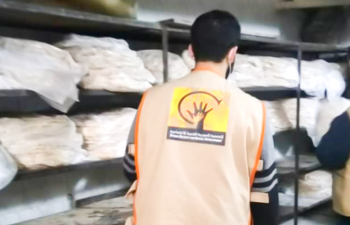 Community Services Bread Distribution - Beit Al-Salam Center - Al-Hameh, Rural Damascus