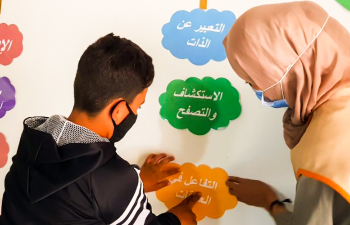  Internet Pros and Cons session - Al Wadhihi community space.